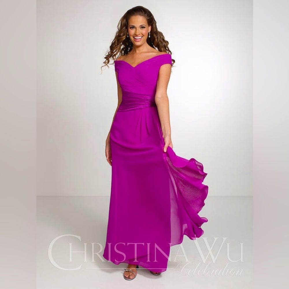 (W0) Christina Wu Celebrations 22534, Size 16.